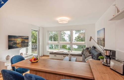 Zirchow Apartment | "exklusives 61m² Apartment mit Haff-blick Ruhige Lage Balkon & Wlan Stellp