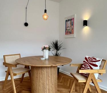 Kiel Apartment | Exklusives City Apartment - Balkon - 24h Check-in