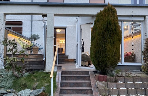 Gablenz House | Exklusives Stadthaus im Grünen für 1-6 Personen