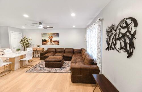 Lemon Grove House | Exotic home 2bed 1 bath by sdstay