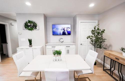 Lemon Grove House | Exotic home 2bed 1 bath by sdstay