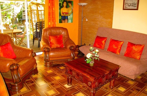 Bois d'Olives House | exotic wooden villa with private Jaccuzi