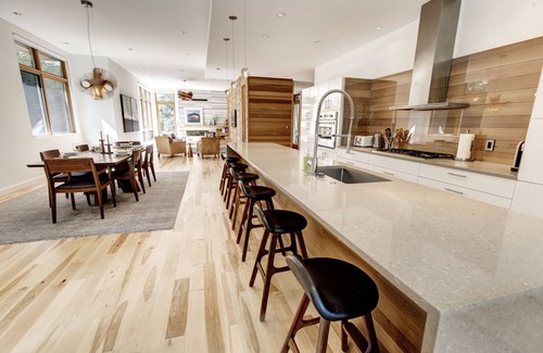 Whistler House | Expansive 3BR, 4BA Home with H/T & Double Garage on Nicklaus North Golf Course