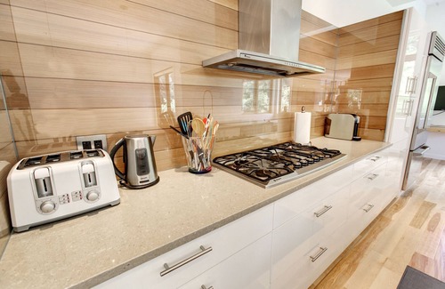 Whistler House | Expansive 3BR, 4BA Home with H/T & Double Garage on Nicklaus North Golf Course