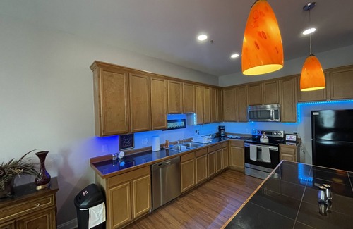 Gastonia Apartment | Expeiance Peace, Comfort & Convenience in Downtown Gastonia