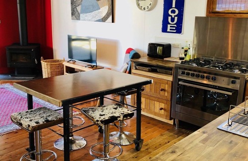 Callala Bay House | Experience a 70s era Australian beach cottage getaway
