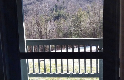 Sky Valley Ski Chalet | Experience Breathtaking Sky Valley & the Northeast Georgia Mountains!