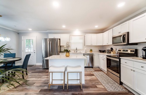 Starmount House | Experience Charlotte charm near SouthPark Mall