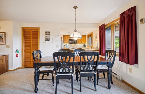 Central Vermont- Killington Condo | Experience comfort and relaxation at Highridge A14