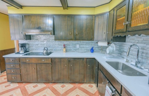 Limekiln House | Experience comfort near entertainment! 5-min drive to Santander Arena