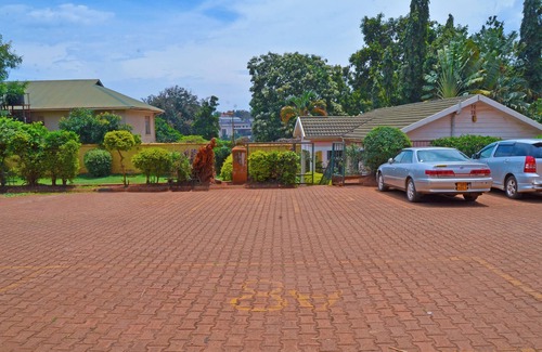 Kireka House | Experience complete relaxation and total pampering at SPETA HOMES.