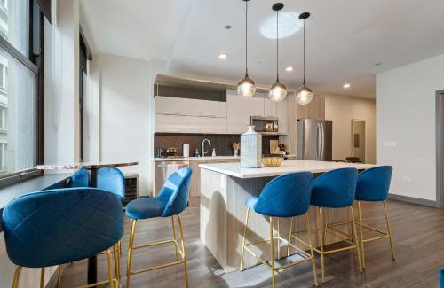 Downtown Chicago Apartment | Experience Downtown Chicago at Millennium - Luxury Apartments in The Loop