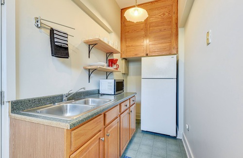 Near East Columbus House | Experience History in Style in an 8BR/8BA Private Guesthouse!
