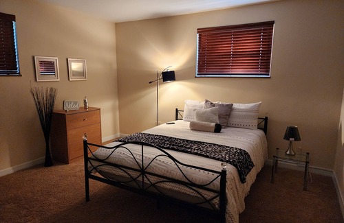 Huntington Condo | Experience Huntington near Marshall University 11 min walk