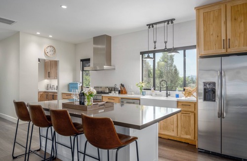Healdsburg House | Experience Limerick Lane Cellars at our Vineyard Farmstay Retreat in Healdsburg