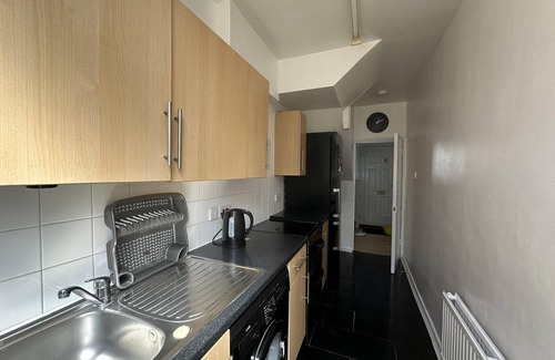 Downham House | Experience London with Easy