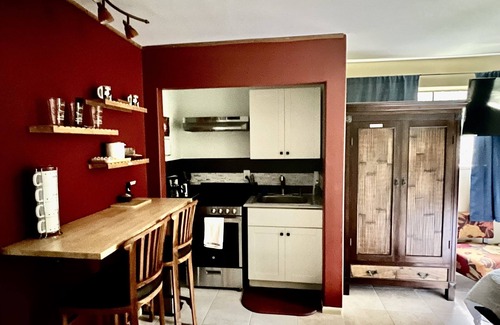 Kapoho House | Experience Pahoa in style - Spacious 5-Bedroom Vacation Home, Entire 1st floor