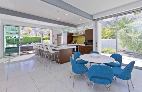 Vista Las Palmas House | Experience Palm Springs living near Indian Canyons. Las Palmas Oasis, ID #4720