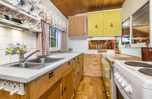 Fla Municipality House | Experience pure natural idyll and switch off from everyday life in this cosy holiday home.