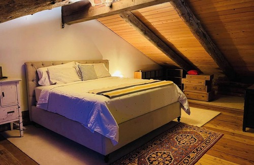 Canby Cabin | Experience Rustic Living in a Real Log Cabin 75 Acres of Natural Beauty