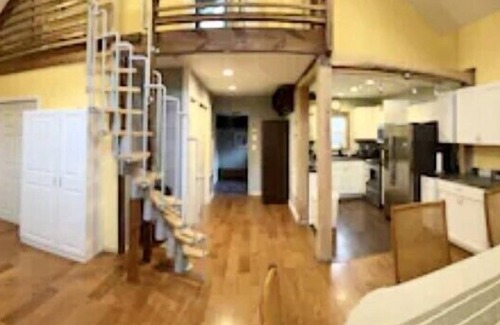 Riverton Cabin | Experience Seneca Rocks in a cozy 4-bedroom cabin HOT TUB, POOL TABLE, FOOSBALL.