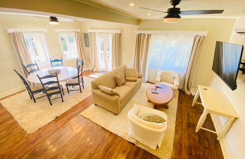 Antoneys Cay House | Experience true island living. Spacious, beachfront, convenient location, homey.