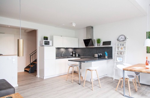 Dornum Apartment | "Experience unforgettable vacation days in nature at Gulfhof Polder72!"