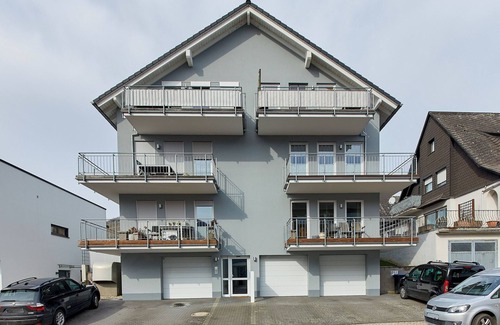 Historic Downtown Apartment | "Experience unforgettable moments in the Fewo am Weinberg!"