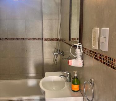 Temperley Apartment | Experiencia Brown a Mtros Sanatorio Juncal