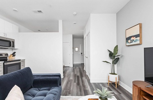 Cole-Noble District Apartment | Explore Indy from an Urban CozySuites Oasis