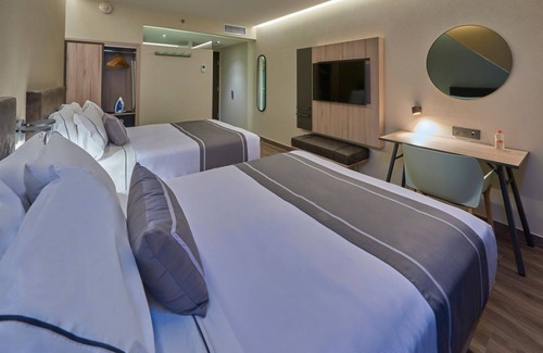 Marina Mazatlan Hotel | Explore Mazatlán from This Chic & Comfortable Central Room - 2 Units