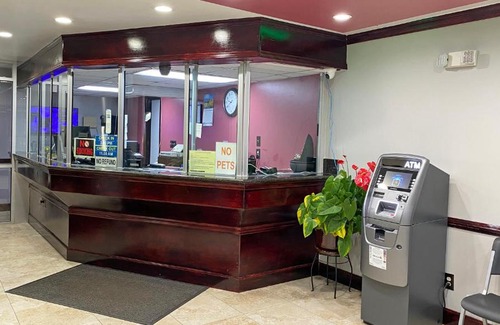 Newport News Hotel | Express Inn Newport News