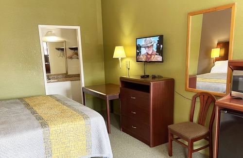 Thomson Hotel | Express Inn Thomson