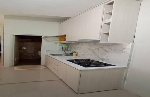 Patrang Hotel | EXPRESS O 91293 House