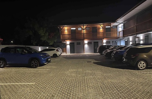 Cayenne Apartment | Expt T1 avec piscine a 50 metre de la mer