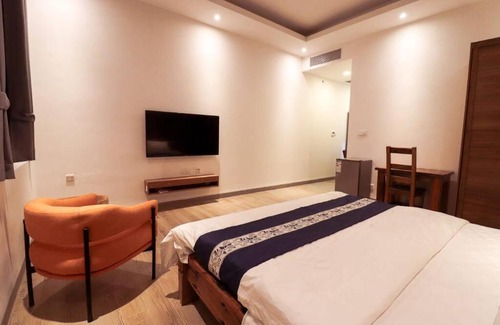 Masaki Apartment | Exquisite 1BR apartment with wifi, gym and pool in TSA Masaki