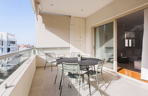 Agia Paraskevi Apartment | Exquisite 2BR Apartment in Agia Paraskevi
