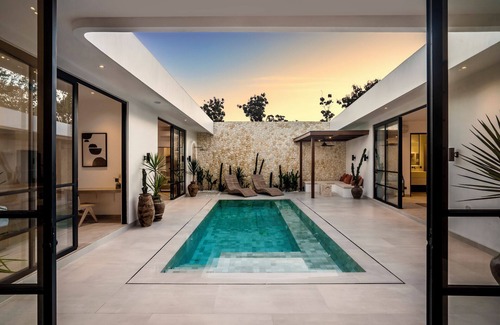Pecatu Villa | Exquisite 3BD Pool House Close to the Beach