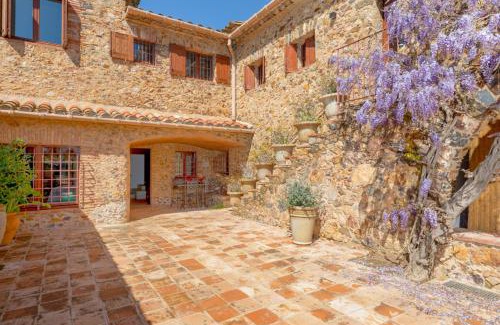 Vall-Llobrega Villa | Exquisite farmhouse in the Empordà Costa Brava
