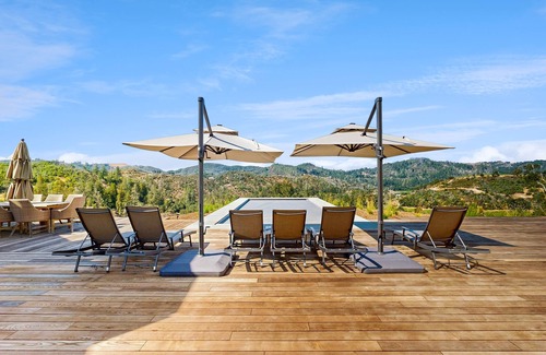 Calistoga House | Exquisite modern getaway with private hot tub & pool + large deck w/valley-view
