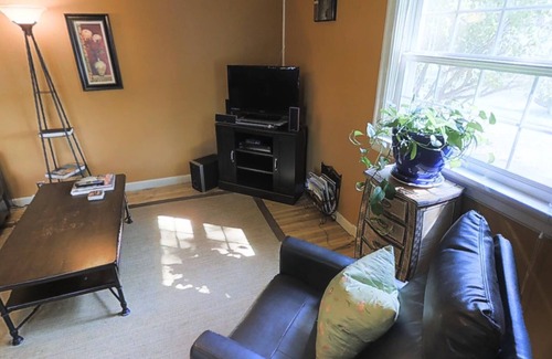 Bozeman House | Exquisitely Remodeled with Hot Tub, Walk to Main St