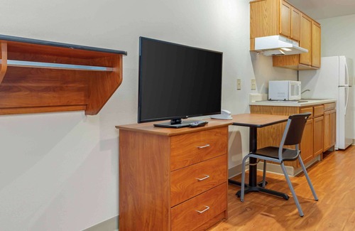 Fayetteville Hotel | Extended Stay America Select Suites - Fayetteville - West