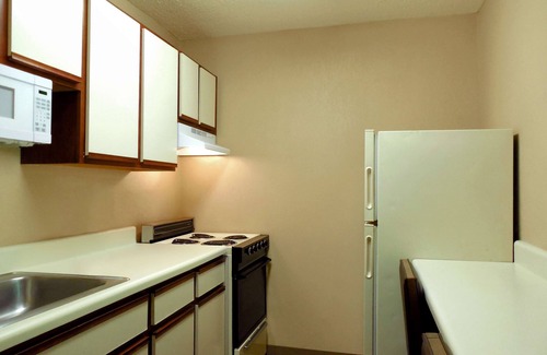 Eastwick Hotel | Extended Stay America Suites Philadelphia Airport Bartram Av