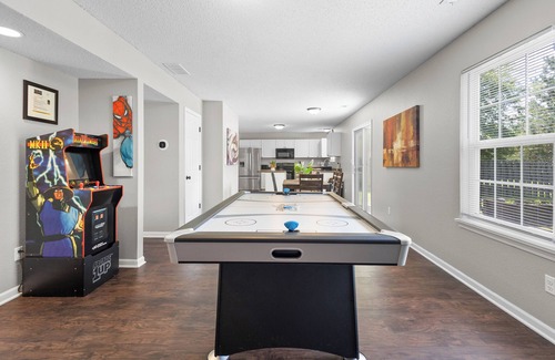 Avon House | Extended Stay Avon FHS Rental