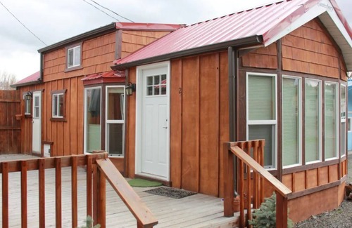 Prairie City House | Extended stay in Downtown Prairie City.