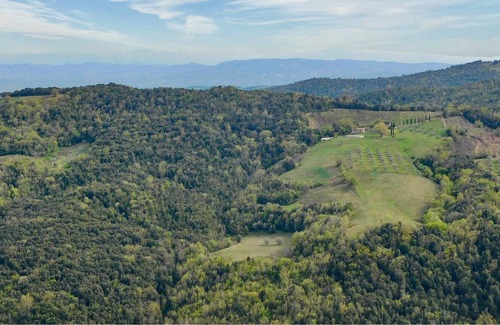 Cinigiano House | Extra child friendly furnished vacation home in Tuscany.