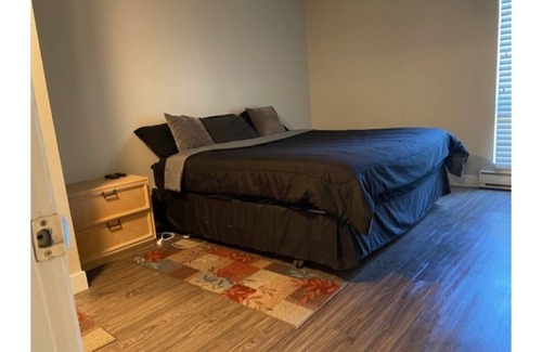Rampart Village Apartment | Extravagant onebedroom LA vibe