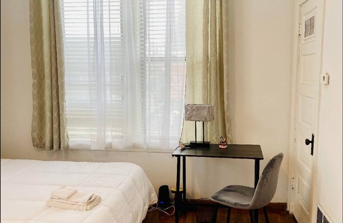 Short North Apartment | F Large well decorated apt , center of Short North ,steps from Convention center