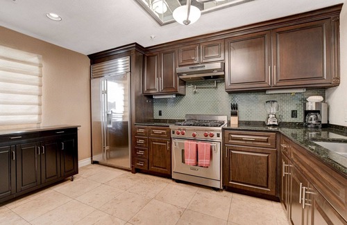 Las Vegas Condo | F1 Vegas Strip Resort Style 2+ Bdrm Condo 30 days