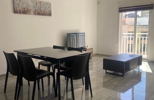 Msida Apartment | F10 Modern and Bright Apartment in Malta